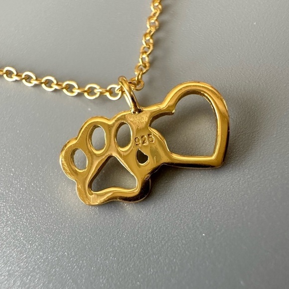 14k Gold Vermeil Interlocking Heart and Paw Necklace - Picture 8 of 10